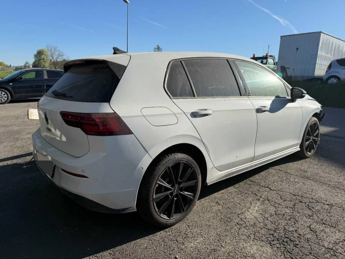 VW Golf - Type CD1 ap 07.2019 Golf GTE [A8K+2JW] 1.4, 150 PS — zdjęcie 2