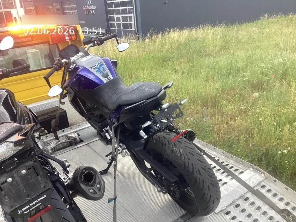 BMW F 900 R A2 0.9, 48 PS — zdjęcie 1
