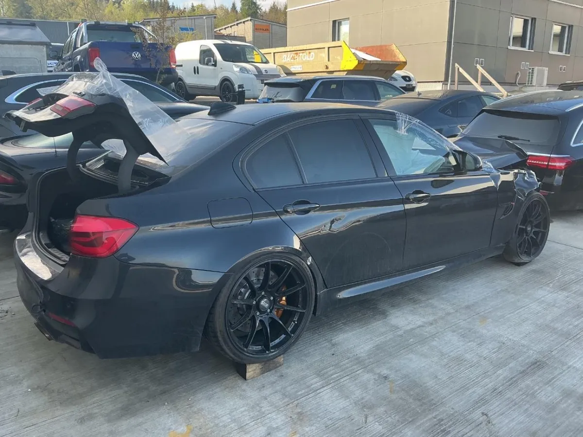 BMW M3 Limousine M3 3.0, 430 PS — zdjęcie 2