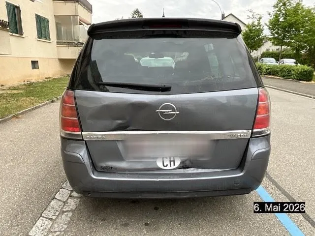 Opel Zafira B 1.9 CDTI Cosmo Automatic 1.9, 120 PS — zdjęcie 2