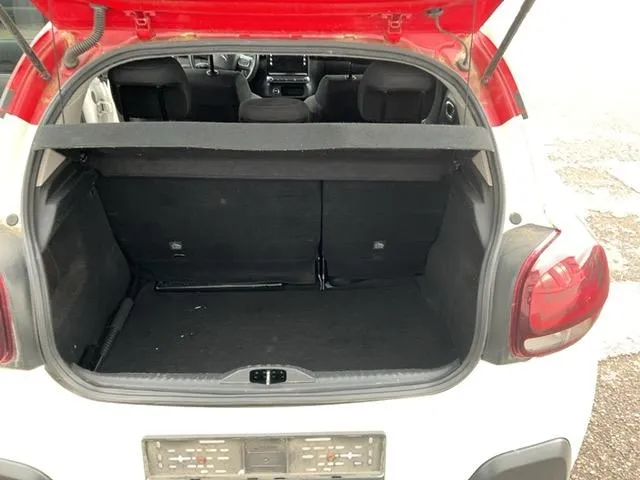 Citroën C3 1.2 PureTech Shine 1.2, 110 PS — zdjęcie 9