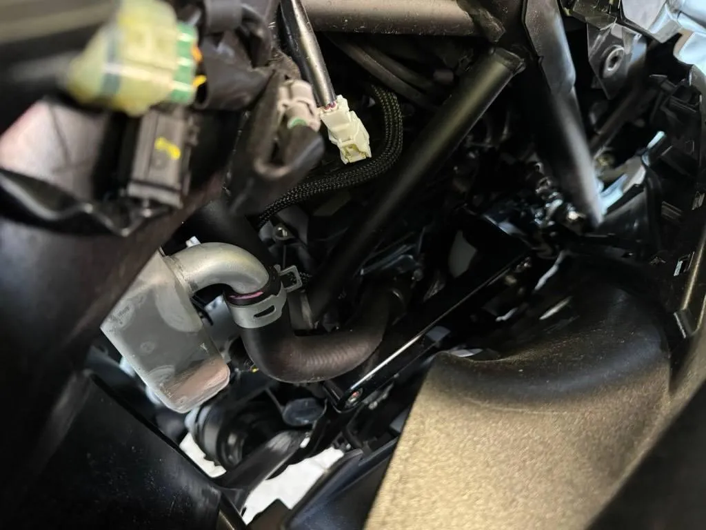 Yamaha YZF-R3 , 42 PS — zdjęcie 8