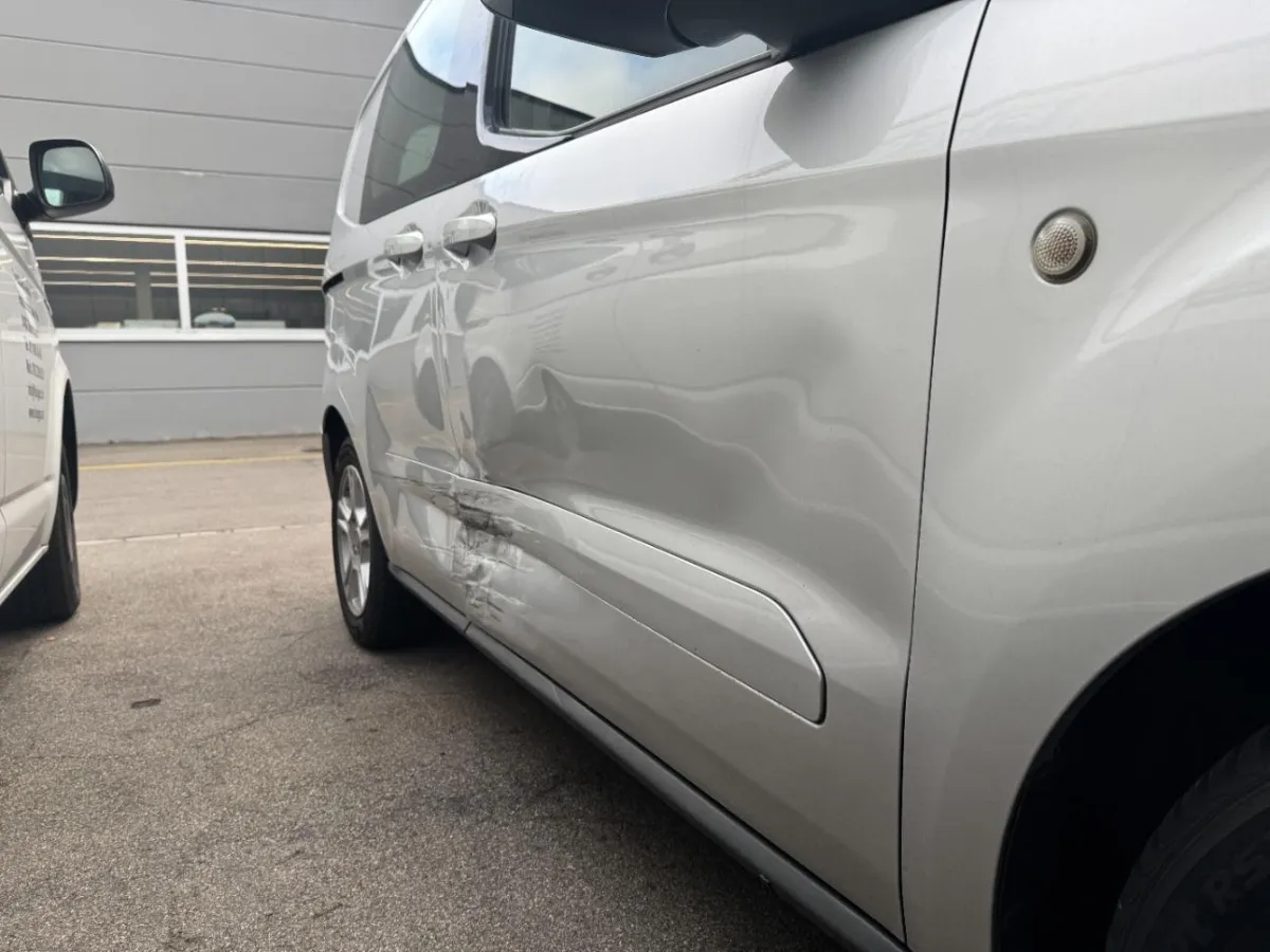 FORD Transit Courier 1.0 Amb., 100 PS — zdjęcie 15
