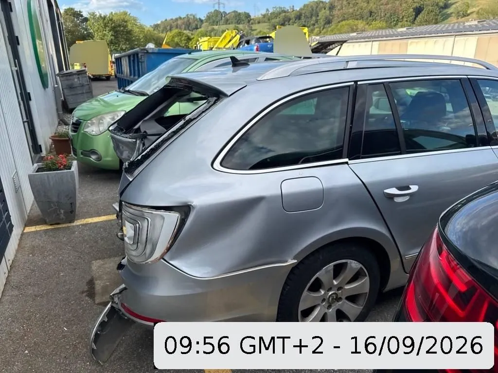 Skoda Superb Combi 2.0 TDI 170 Ambition 4x4, 170 PS — zdjęcie 13