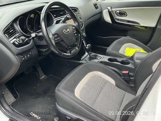 Kia Cee'd SW 1.6D DCT, 136 PS — zdjęcie 6
