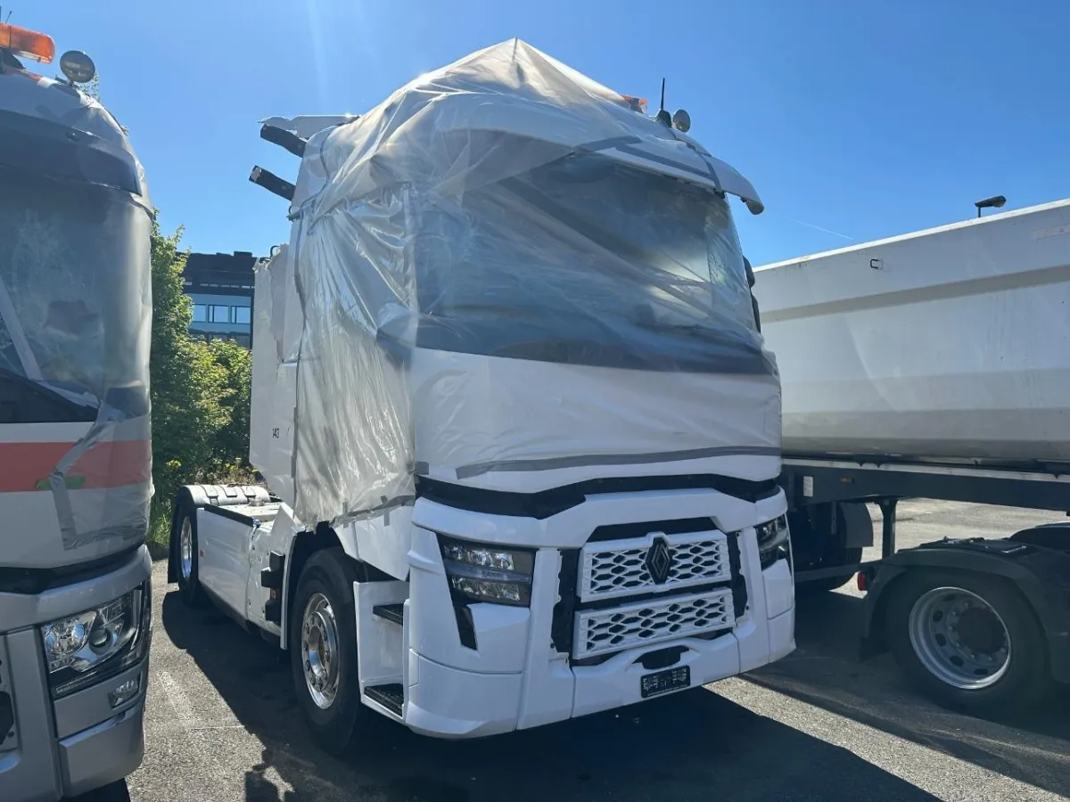 Renault C520 4x2 C520 4x2 12.8, 530 PS — zdjęcie 4