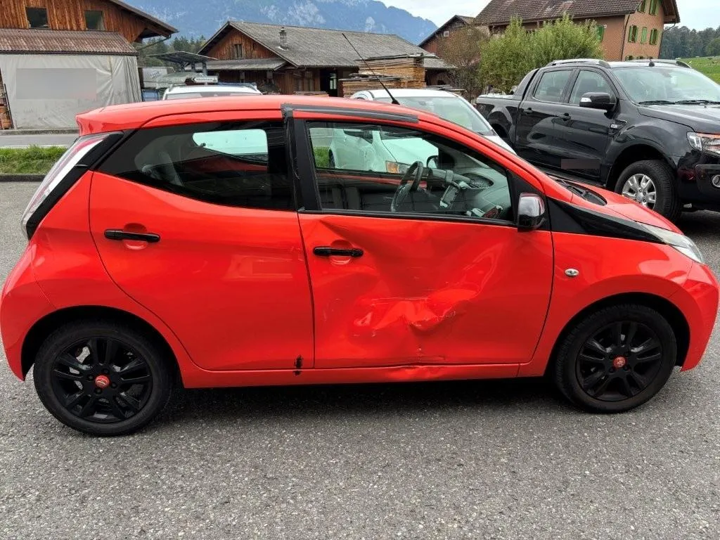 TOYOTA AYGO 1.2 , 82 PS — zdjęcie 6