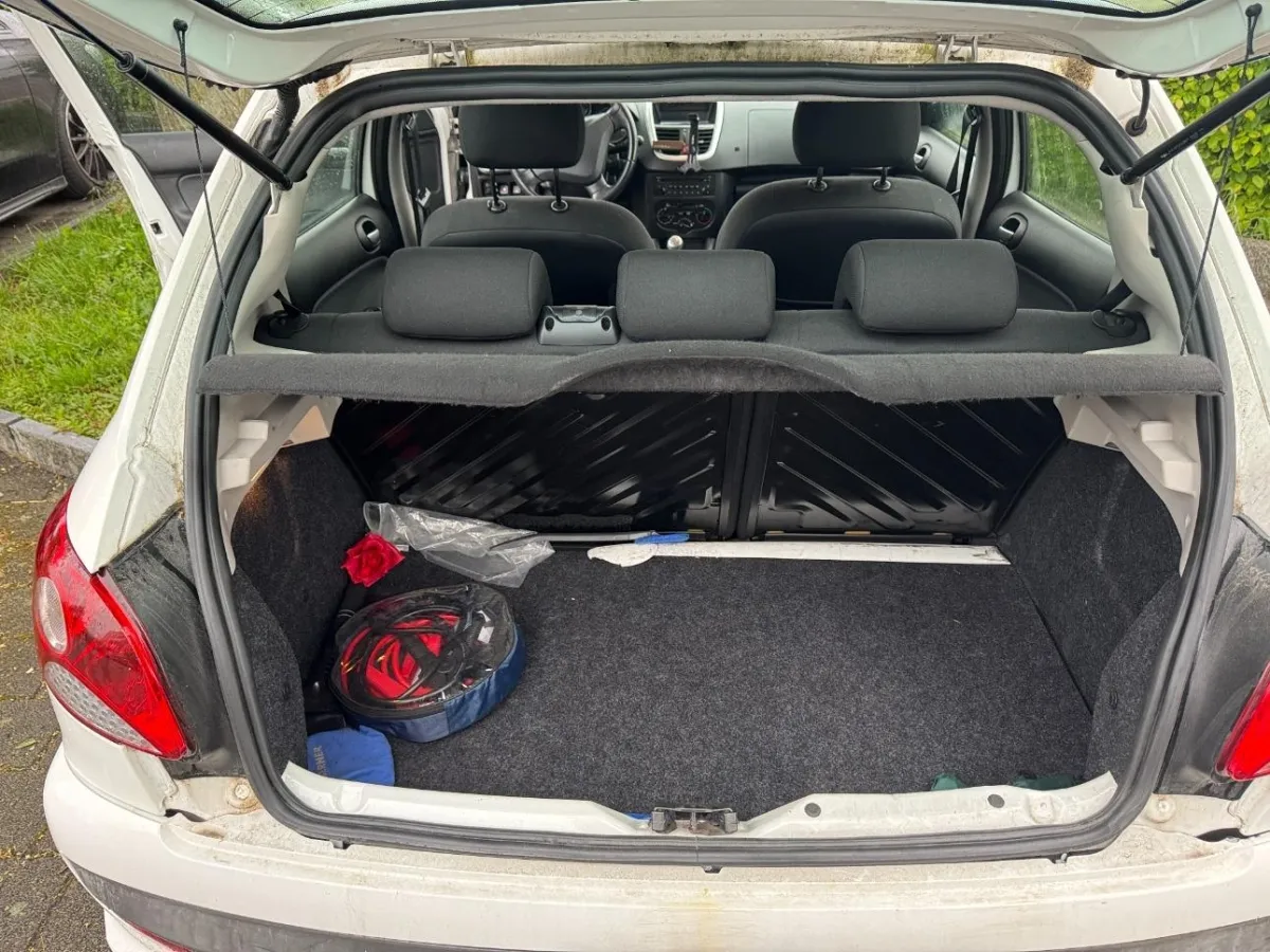 Peugeot 206+ 1.4i, 75 PS — zdjęcie 11
