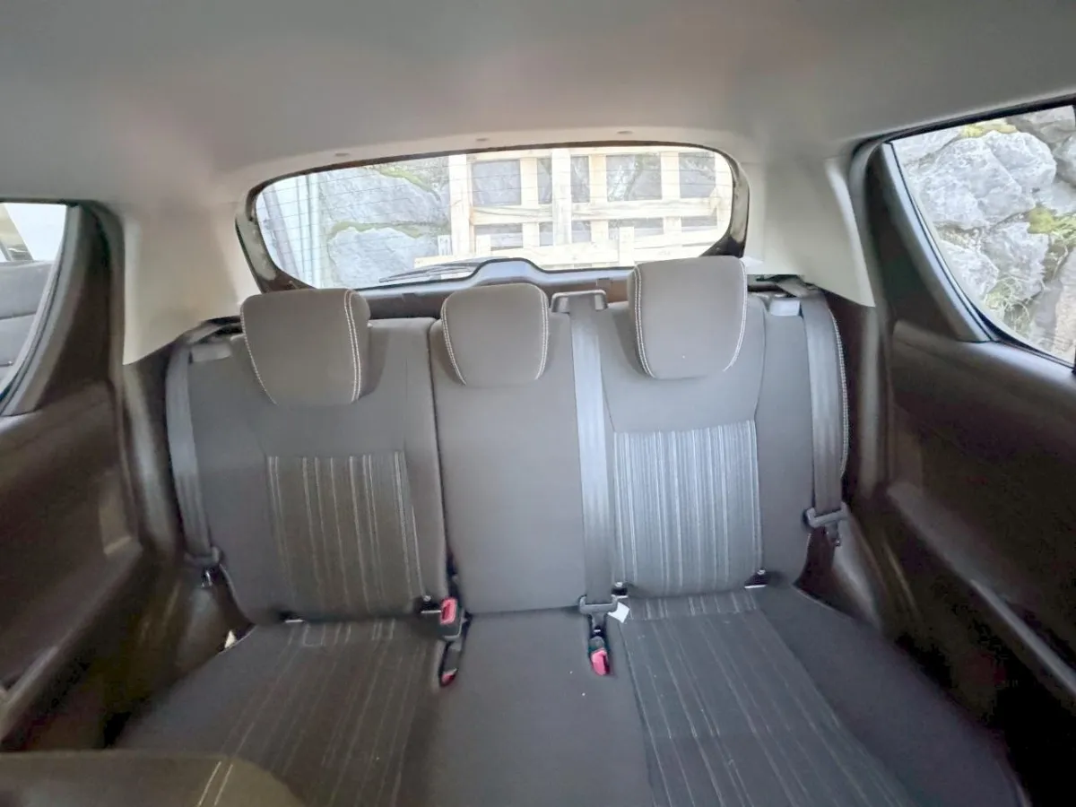 Suzuki Swift 1.2 GL 4x4, 94 PS — zdjęcie 9