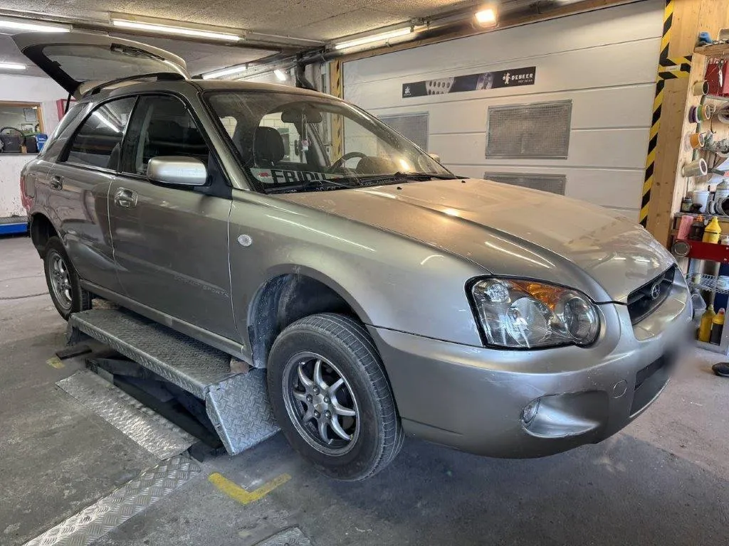 Subaru Impreza Wagon 1.6, 95 PS — zdjęcie 4