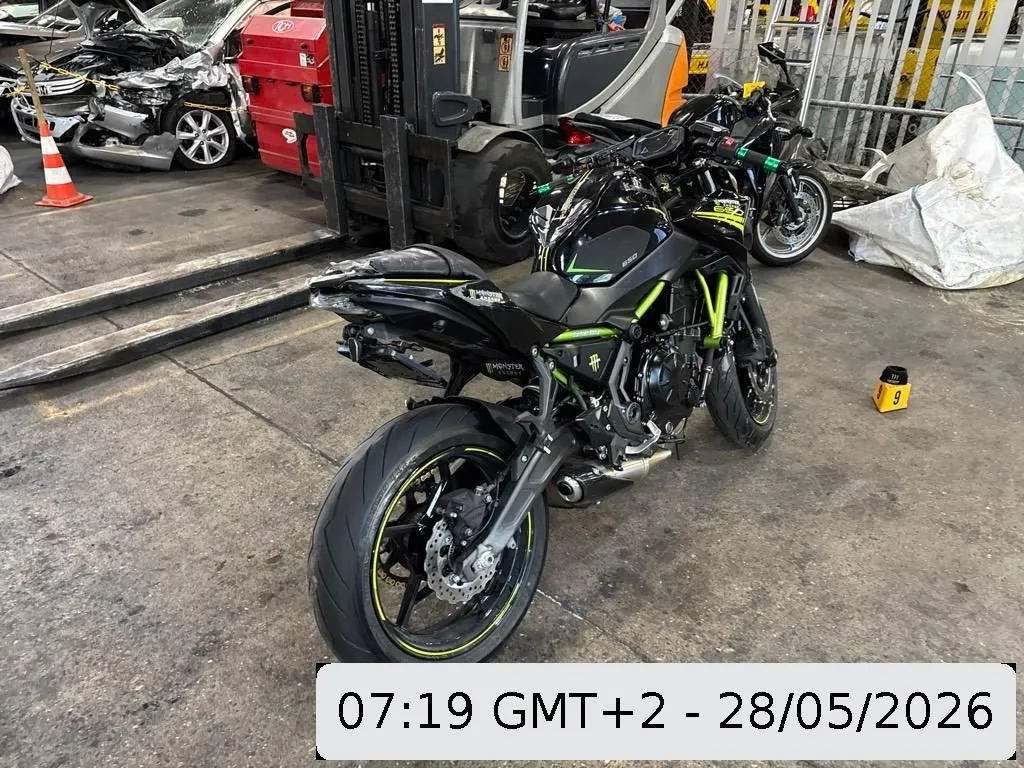 Kawasaki Z 650 Z 650 0.6, 68 PS — zdjęcie 2