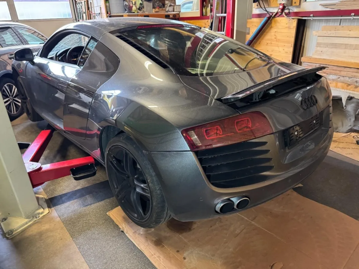 Audi R8 R8 Quattro 4.2, 419 PS — zdjęcie 1